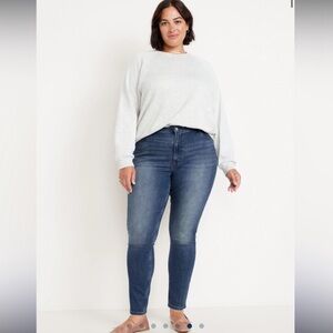 NWT Old Navy Wow Super Skinny High Rise Jeans, Size 18